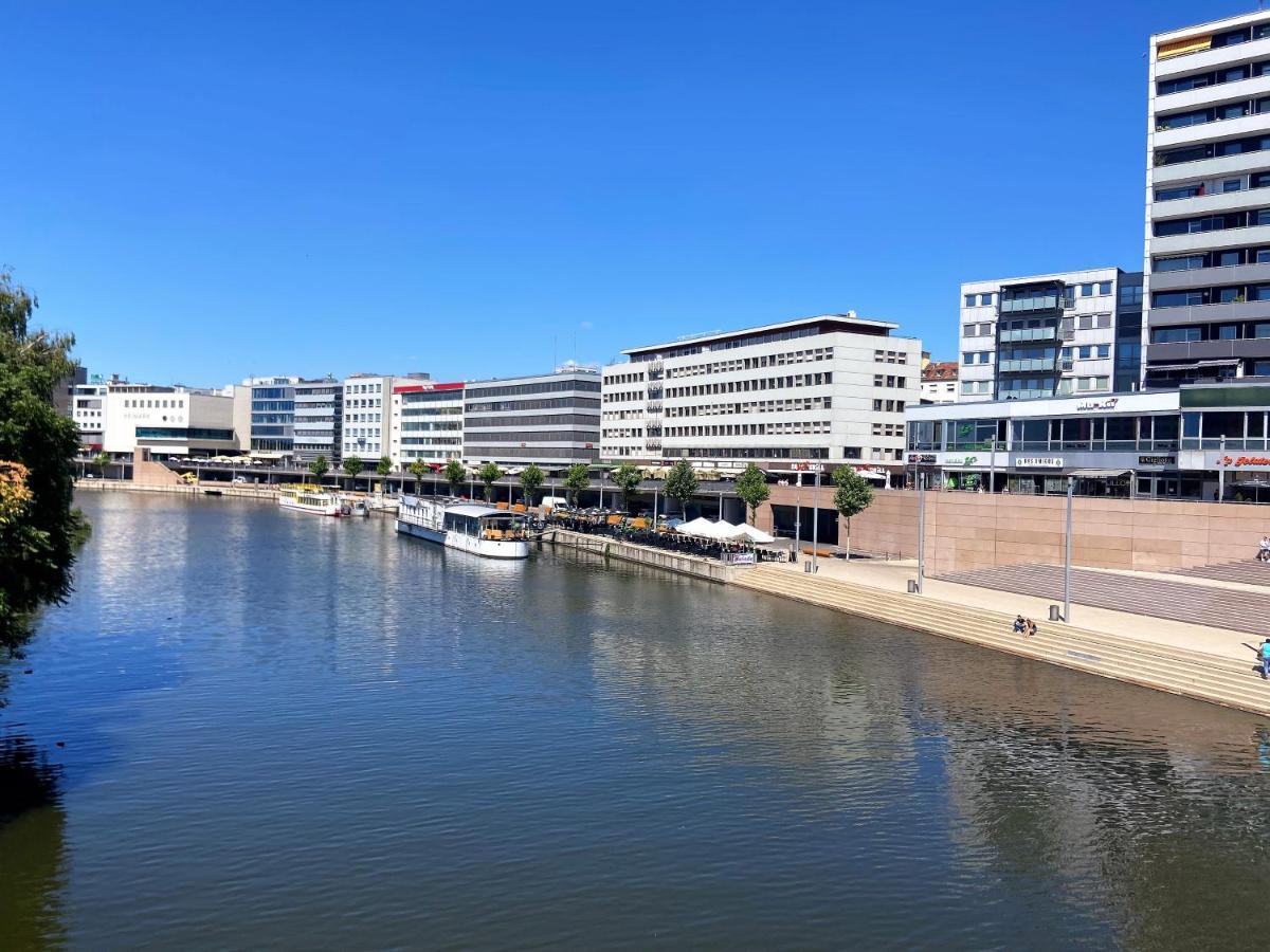 Hotel Stadt Hamburg Am Fluss Саарбрюккен Экстерьер фото